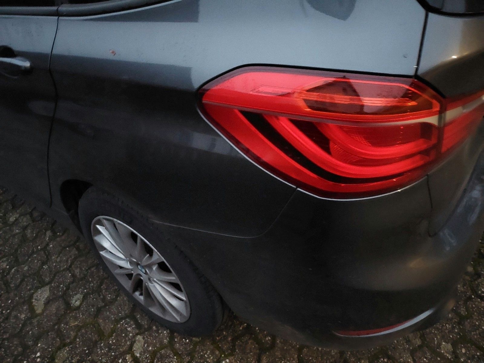 BMW 218 Gran Tourer 218i - foto 5