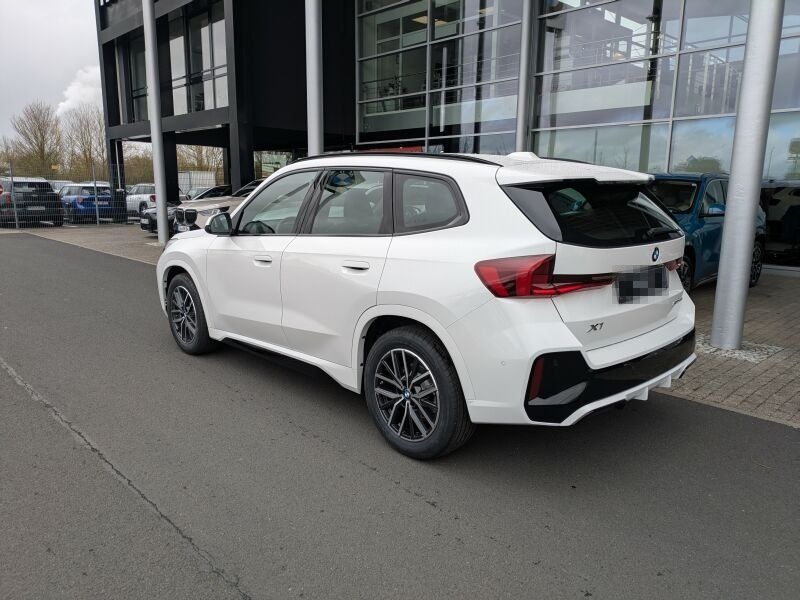 BMW X1 sDrive20i M Sportpaket foto 4