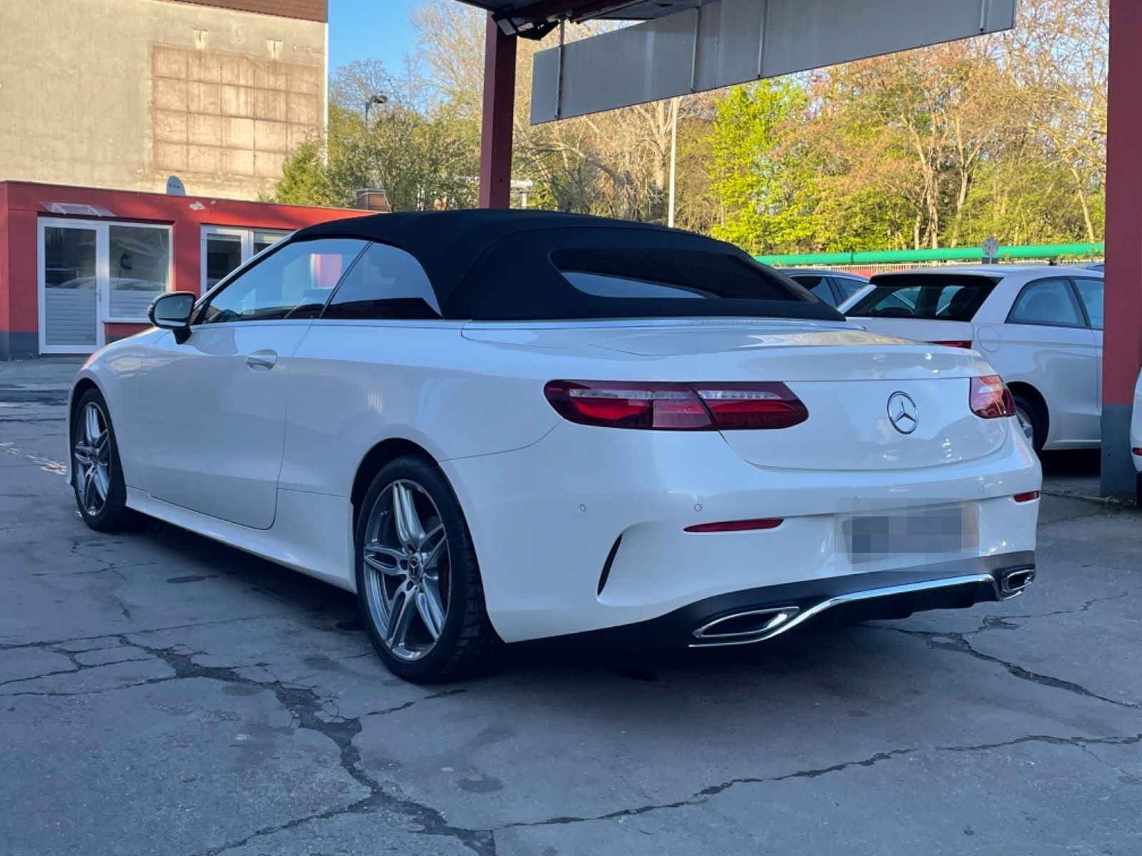 Mercedes-Benz E 300d Cabrio AMG-LINE/LEDER/LED/R-KAMERA foto 12