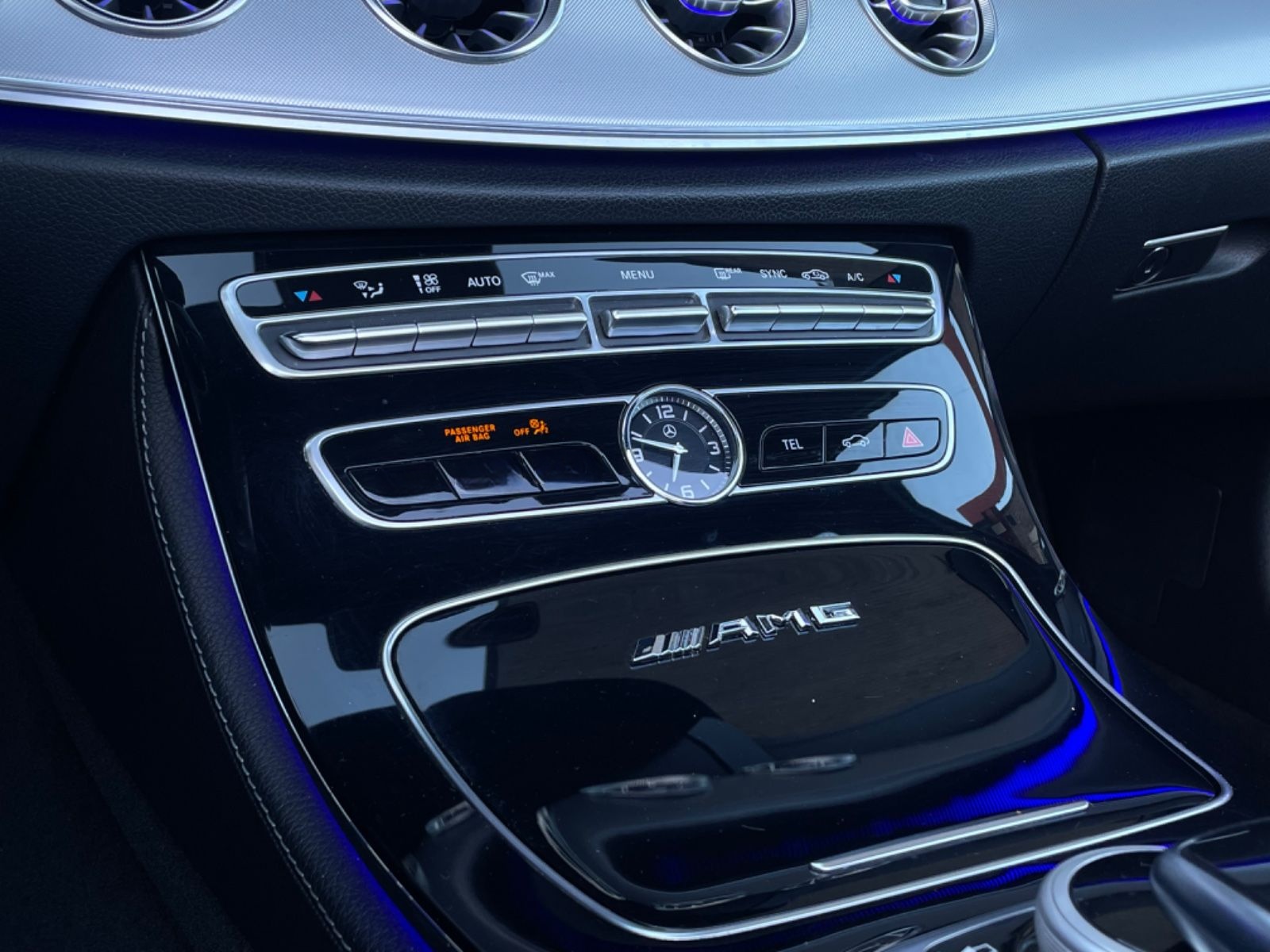 Mercedes-Benz E 300d Cabrio AMG-LINE/LEDER/LED/R-KAMERA foto 23