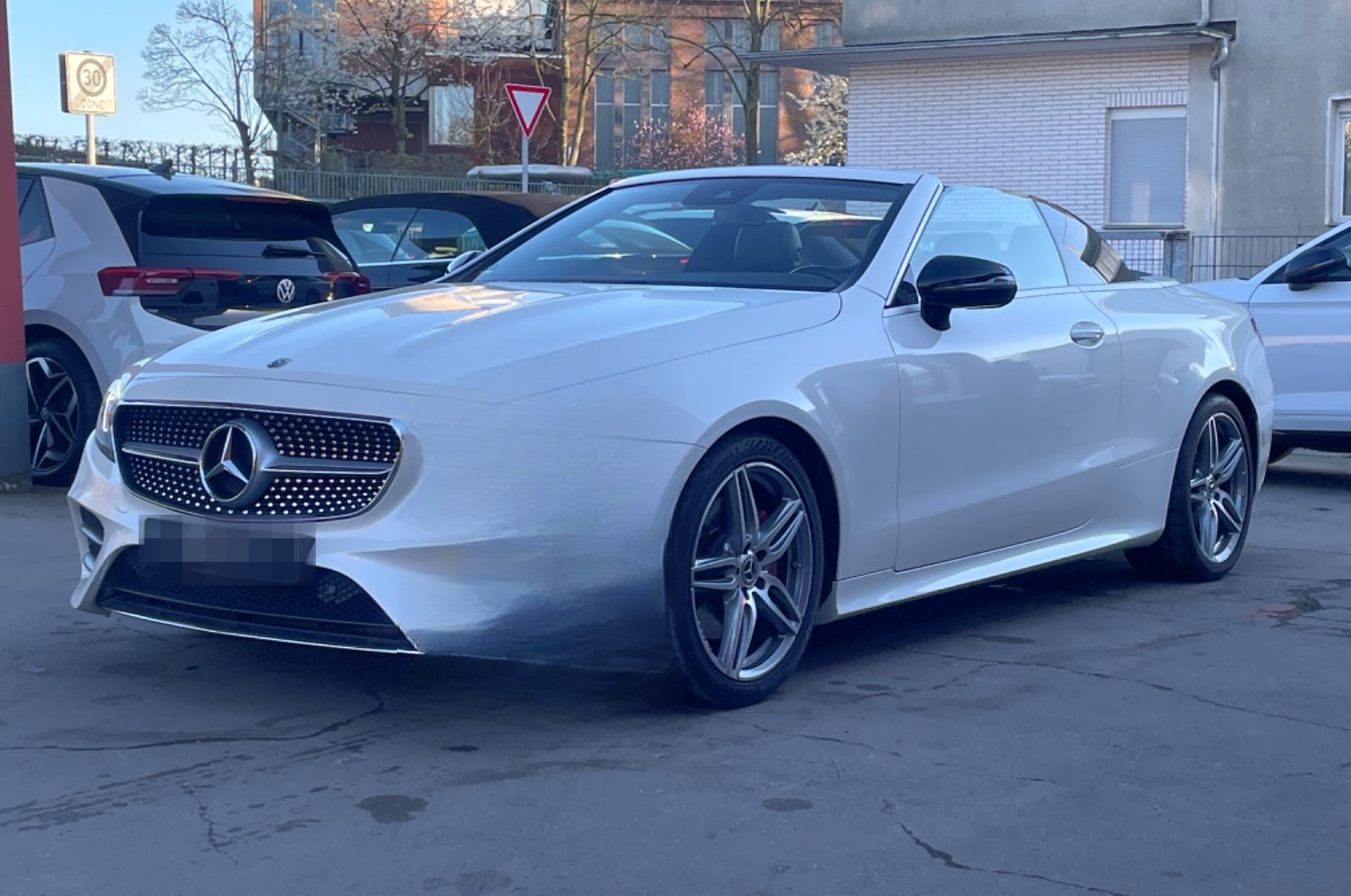 Mercedes-Benz E 300d Cabrio AMG-LINE/LEDER/LED/R-KAMERA foto 7