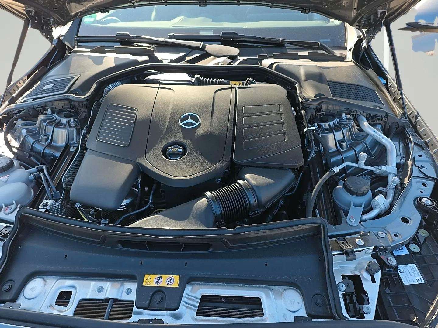 Mercedes-Benz C 200 AMG-Line foto 19