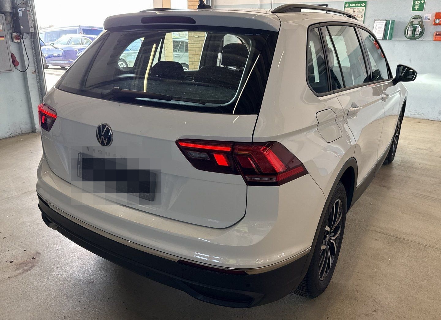 Volkswagen Tiguan Life NAVI/LED/ACC/KAMERA/AHK foto 2