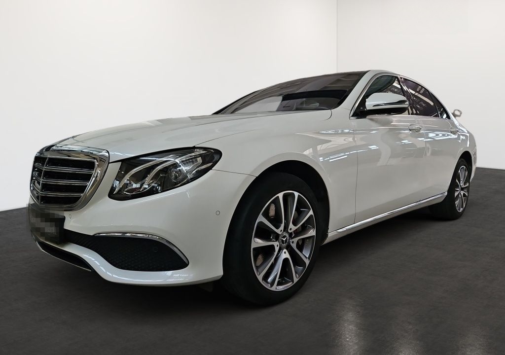 Mercedes-Benz E 400 d 4M Luxury Pano Memory Totwi. LED 360°