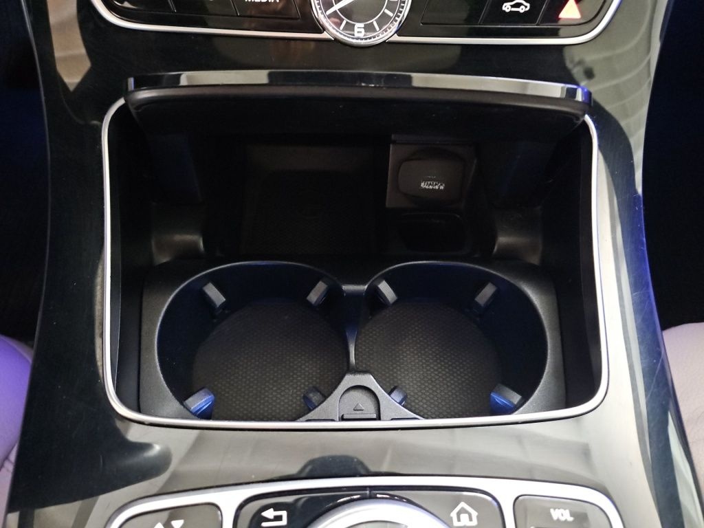 Mercedes-Benz E 400 d 4M Luxury Pano Memory Totwi. LED 360° foto 16