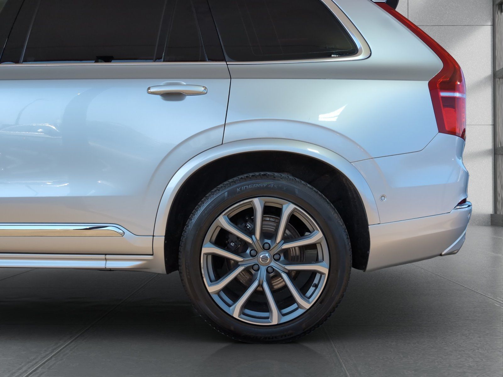 Volvo  D5 AWD Inscription/ACC/Memory/AHK/Nappa/Kamera foto 5