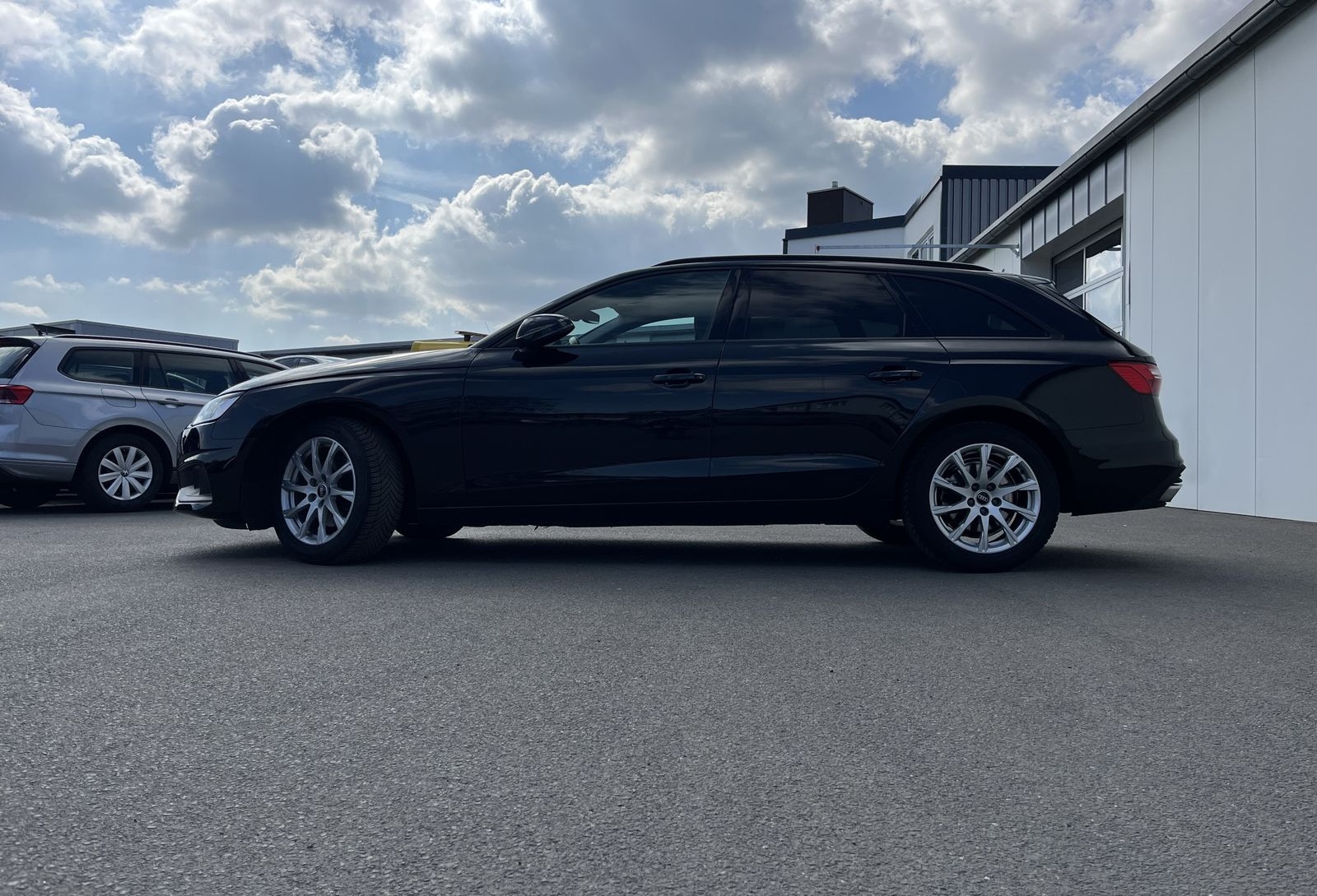 Audi A4 Avant 35 2.0 TFSI S tronic 141€ m.20% Anz. Na foto 2