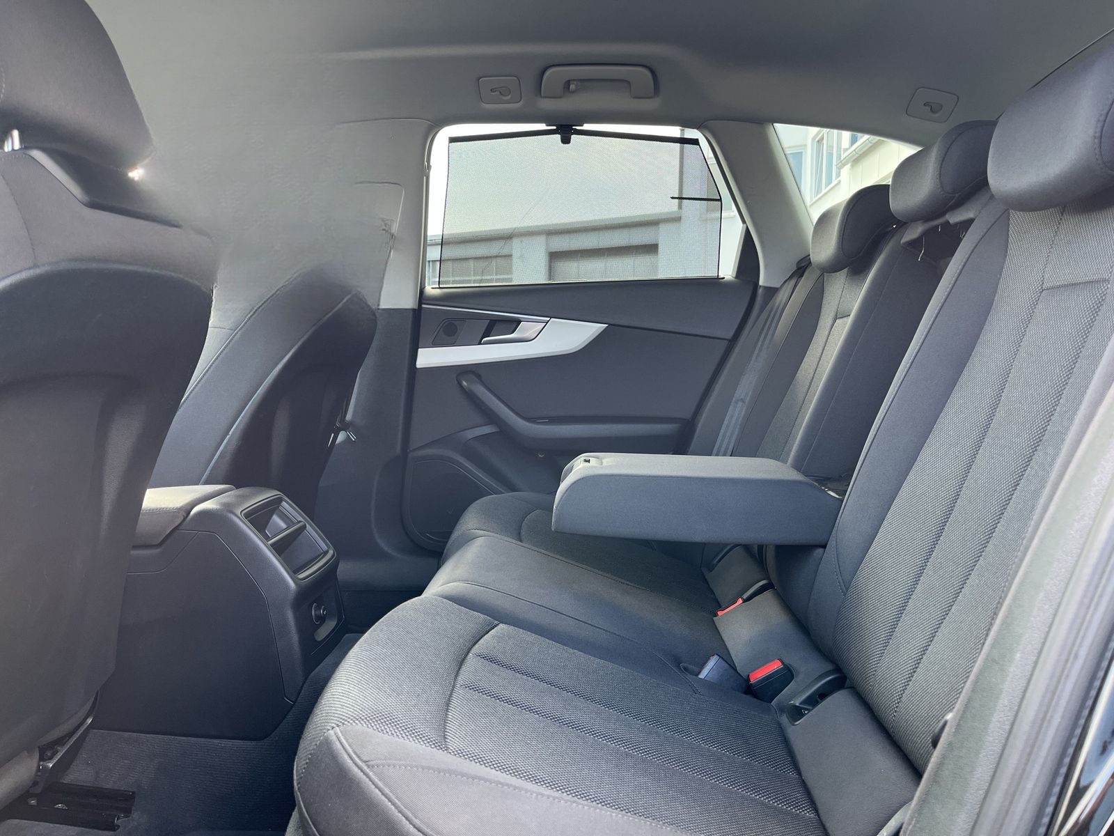 Audi A4 Avant 35 2.0 TFSI S tronic 141€ m.20% Anz. Na foto 15