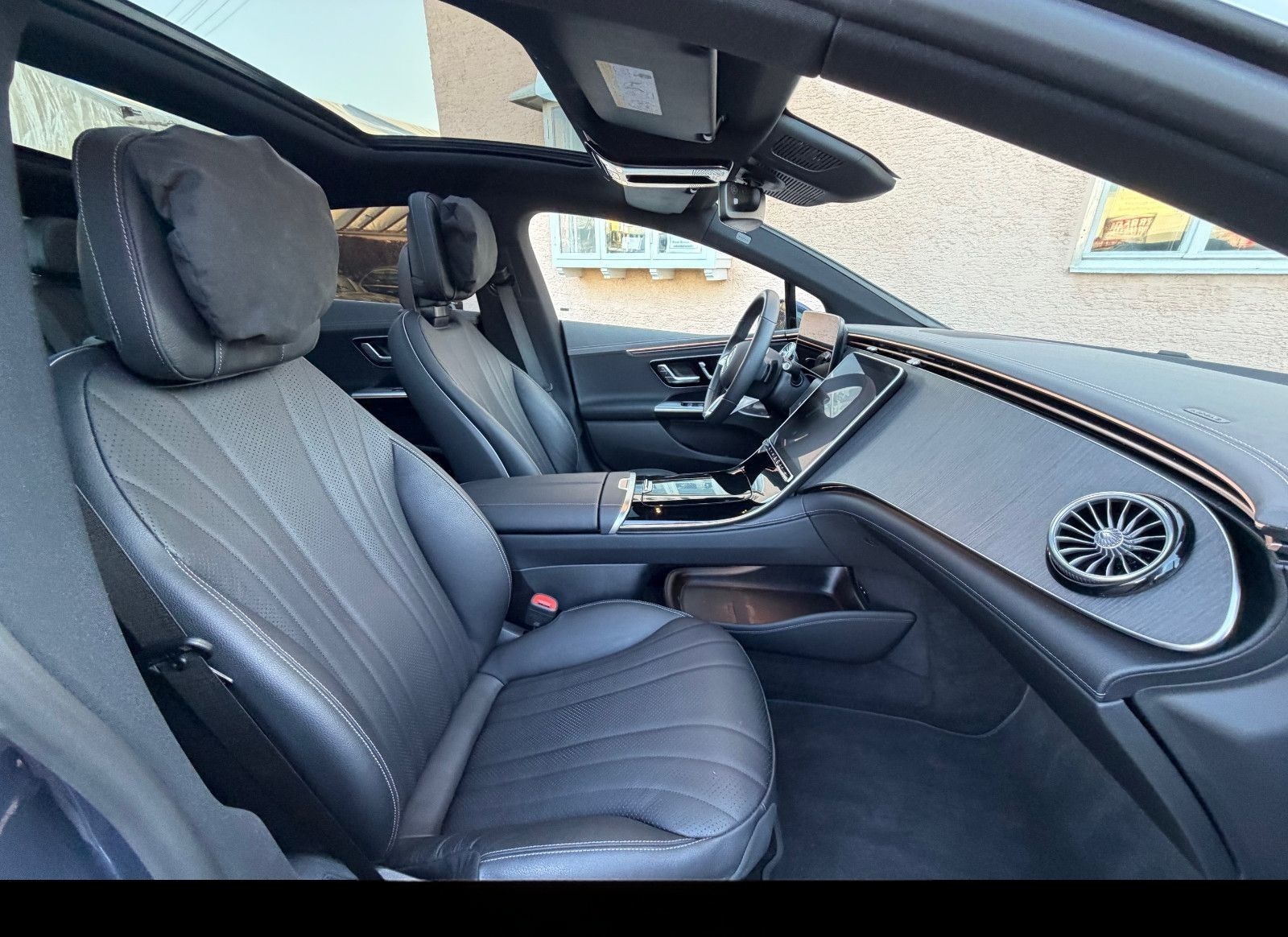 Mercedes-Benz EQE 300 PREMIUM*MASSAGE*PANO*Sitzk.*DigLi.*LEDER foto 16