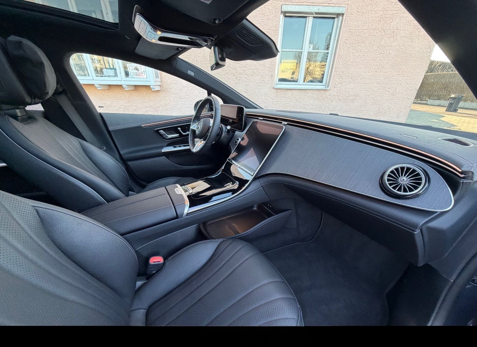 Mercedes-Benz EQE 300 PREMIUM*MASSAGE*PANO*Sitzk.*DigLi.*LEDER foto 4