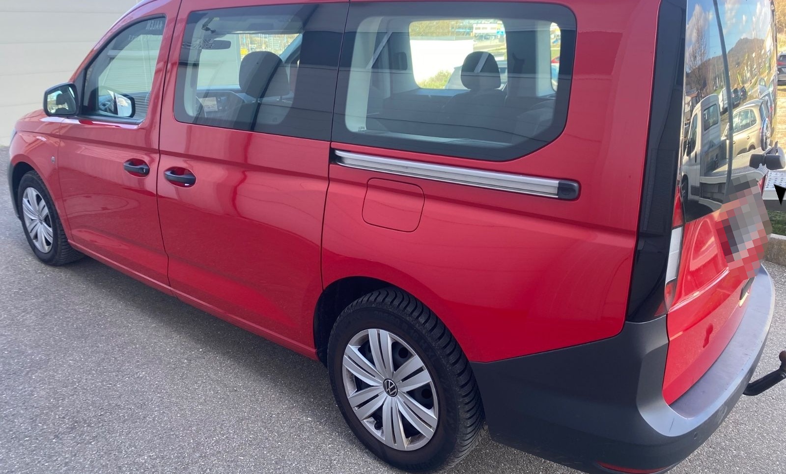 Volkswagen Caddy Maxi 2,0TDI DSG/7-Si/ACC/SPUH/SZH/AHK foto 7