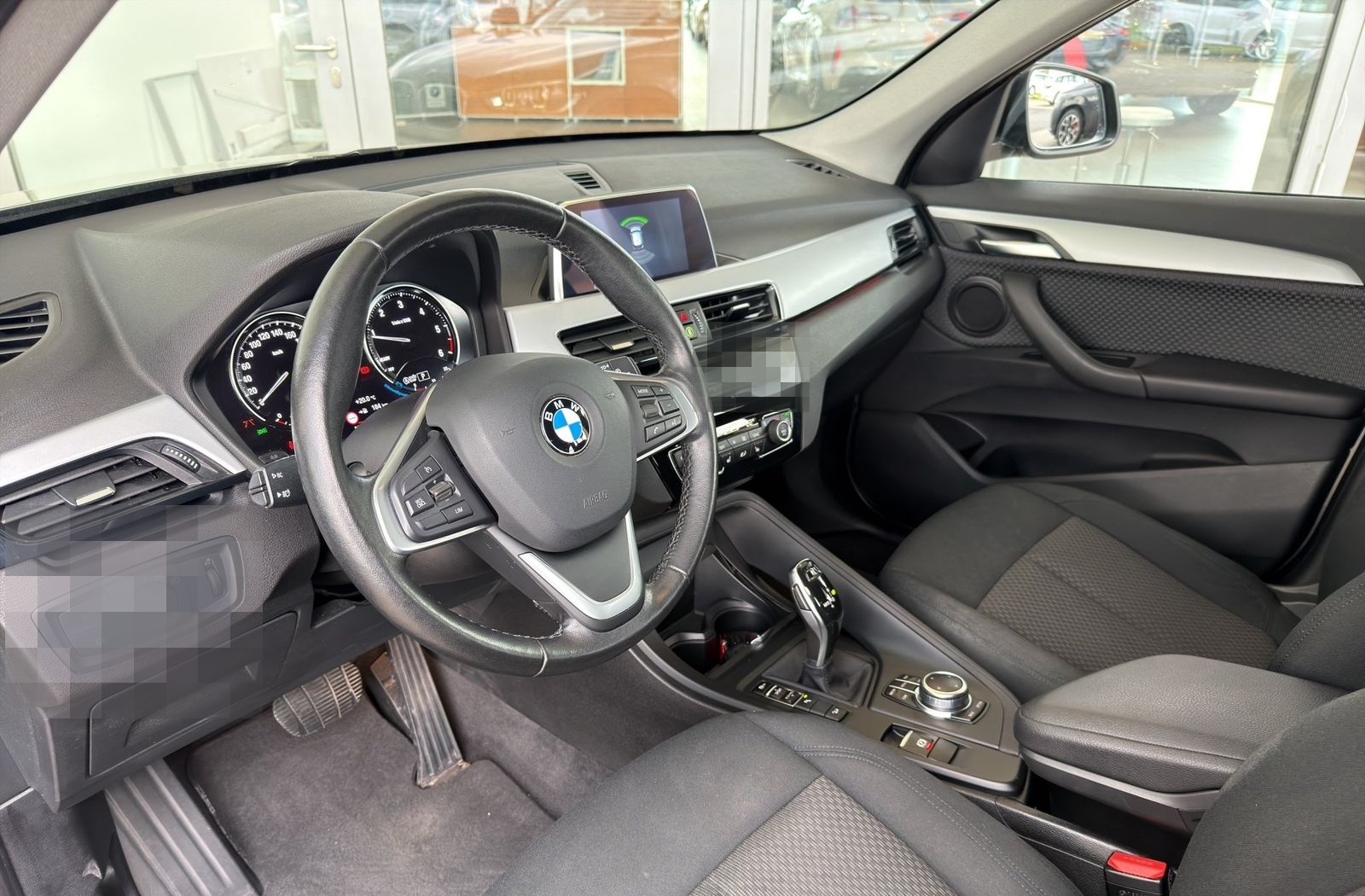 BMW X1 xDrive18d Advantage Navi.AHK.LED.DriveA.PDC foto 6