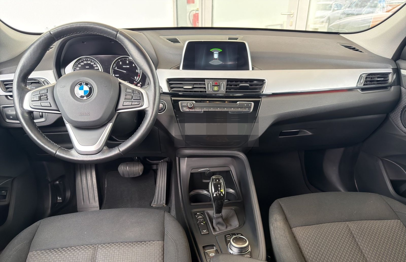 BMW X1 xDrive18d Advantage Navi.AHK.LED.DriveA.PDC foto 8