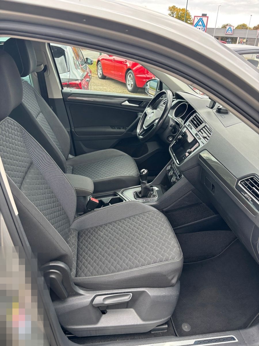 Volkswagen Tiguan Join Diesel, AHK, Klima,NAVI foto 9