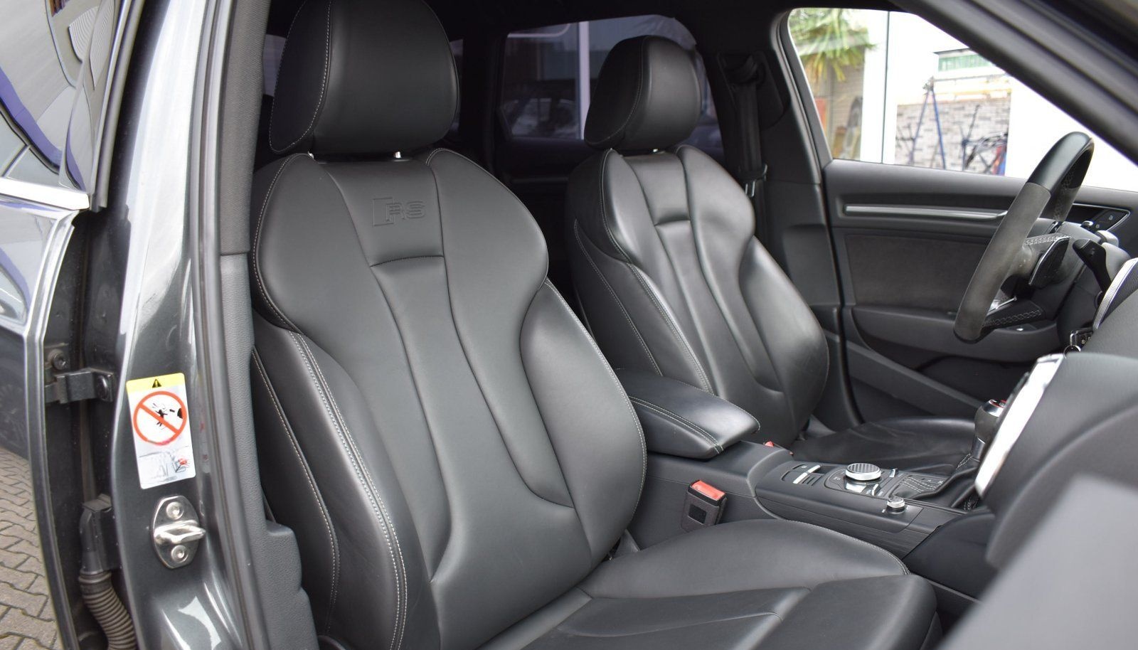 Audi RS 3 Sportback 2.5 TFSI DAZA Navi KW Fahrwerk foto 11