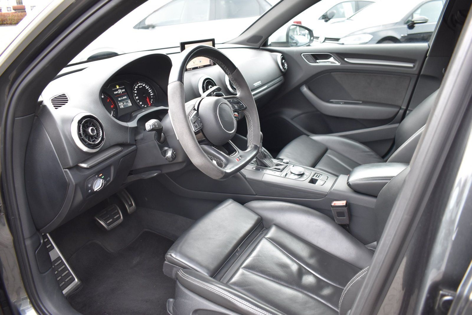 Audi RS 3 Sportback 2.5 TFSI DAZA Navi KW Fahrwerk foto 8