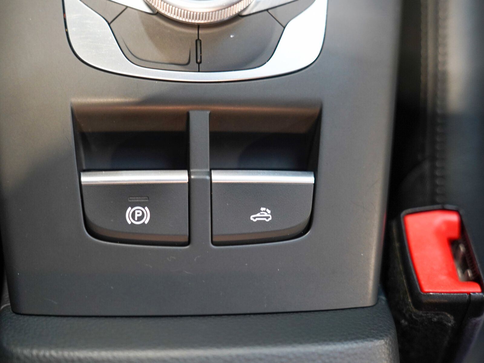 Audi A3 Cabrio 1.4 TFSI sport Xenon Windschott Navi foto 23