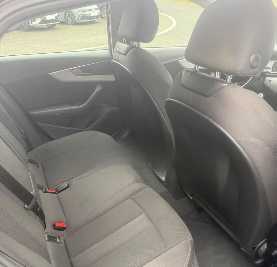 Audi A4 Lim.sport NAVI LED PDC SHZ Behindertengerecht foto 15