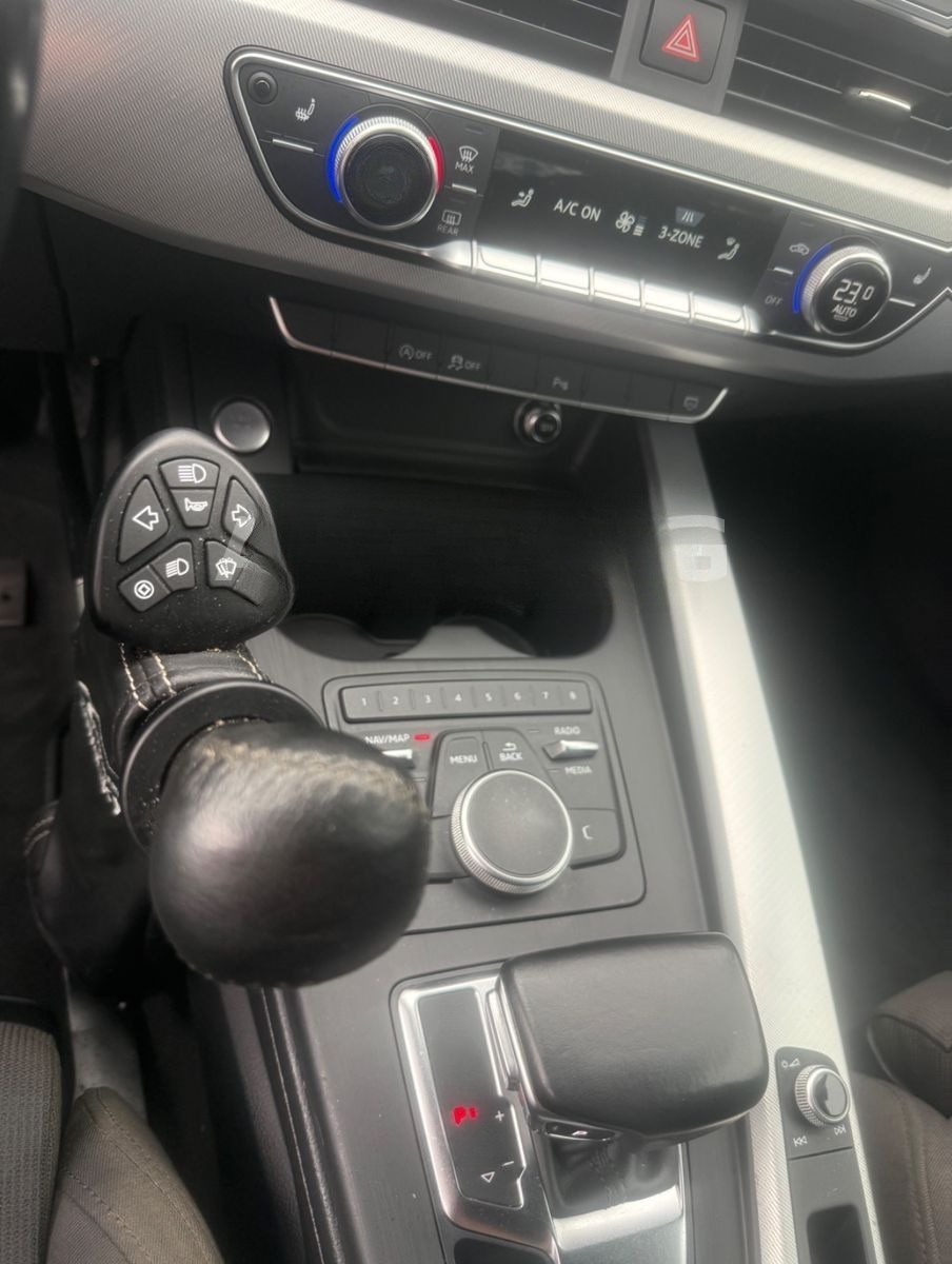 Audi A4 Lim.sport NAVI LED PDC SHZ Behindertengerecht foto 22