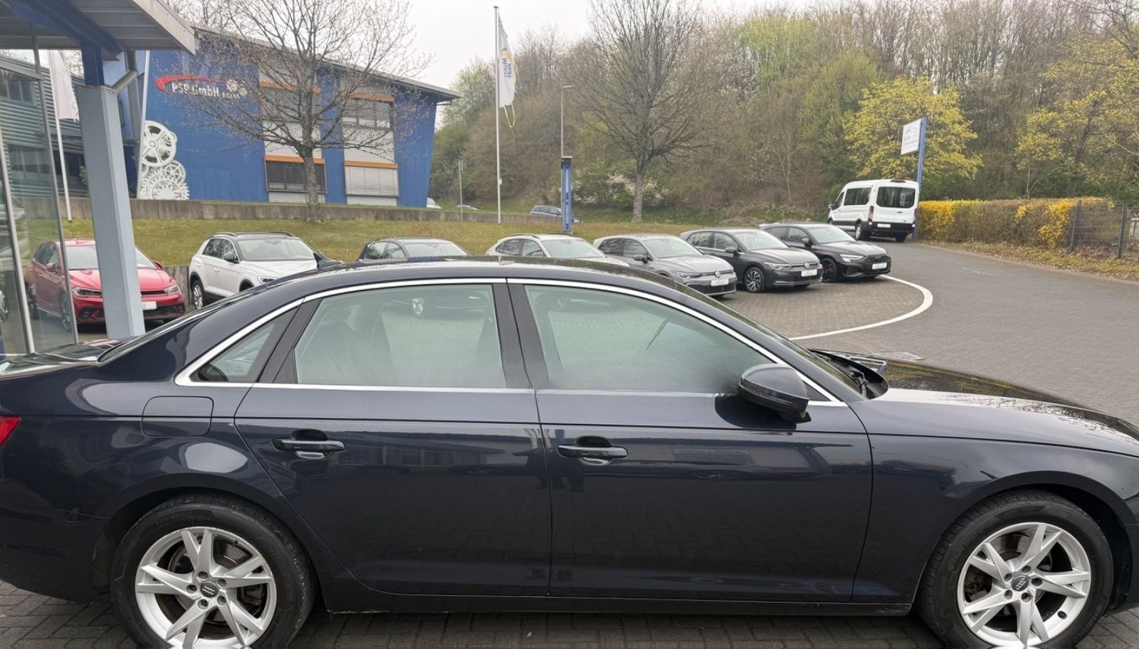 Audi A4 Lim.sport NAVI LED PDC SHZ Behindertengerecht foto 9