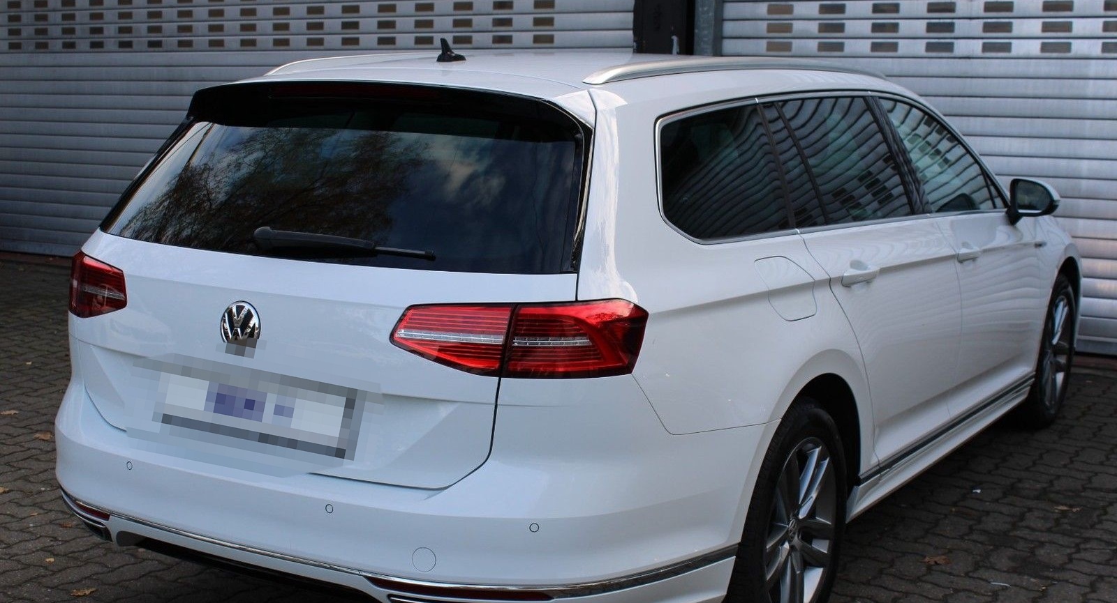 Volkswagen Passat Variant 2.0 TDI DSG R-LINE AHK/STANDHEIZ. foto 11