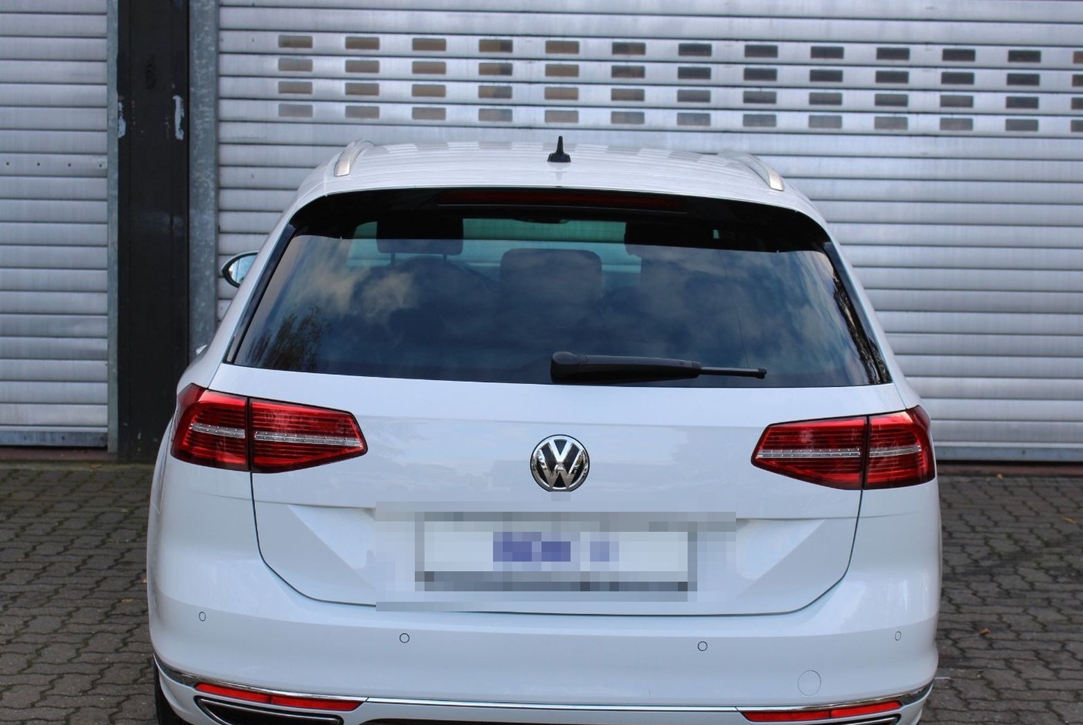 Volkswagen Passat Variant 2.0 TDI DSG R-LINE AHK/STANDHEIZ. foto 14