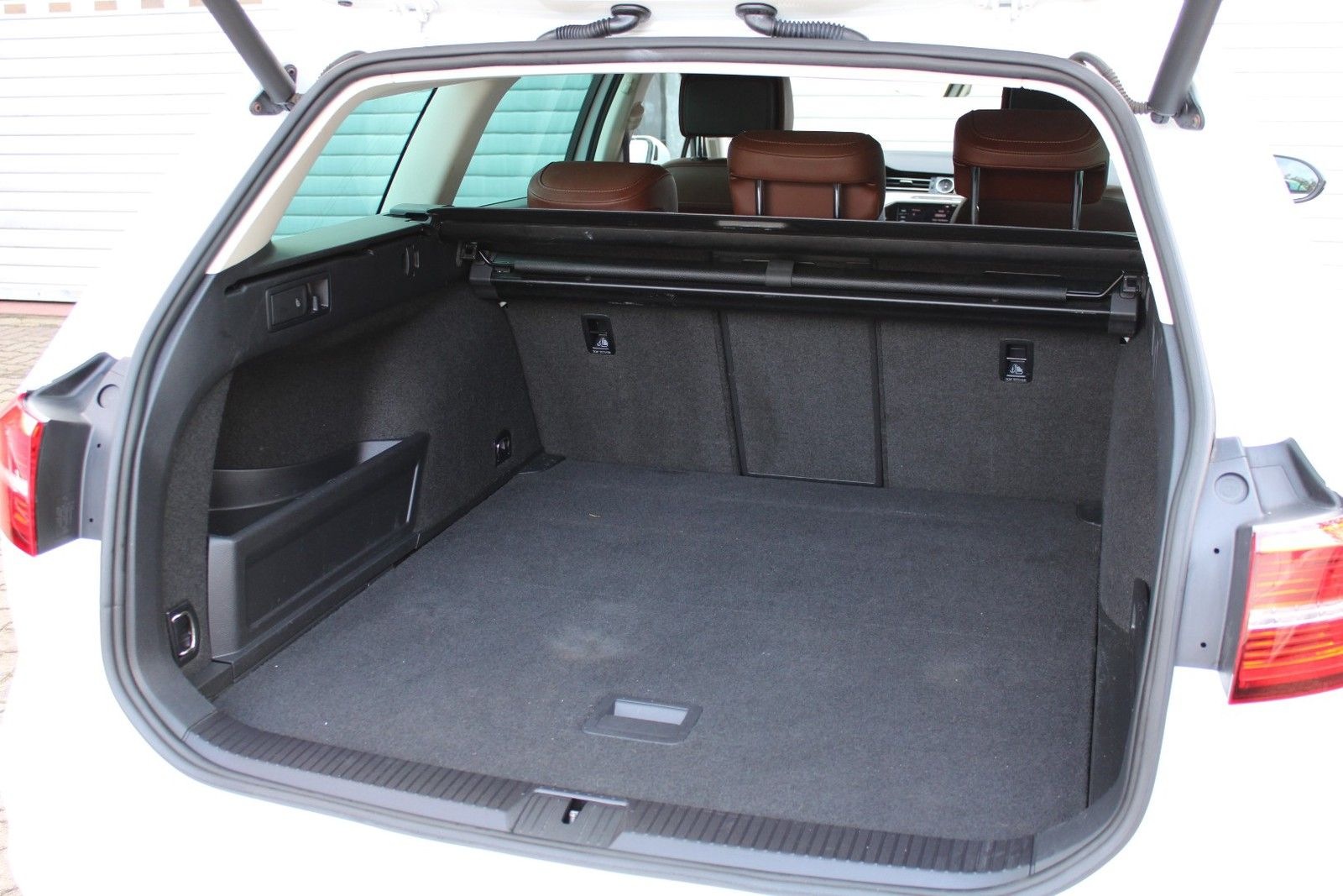 Volkswagen Passat Variant 2.0 TDI DSG R-LINE AHK/STANDHEIZ. foto 15