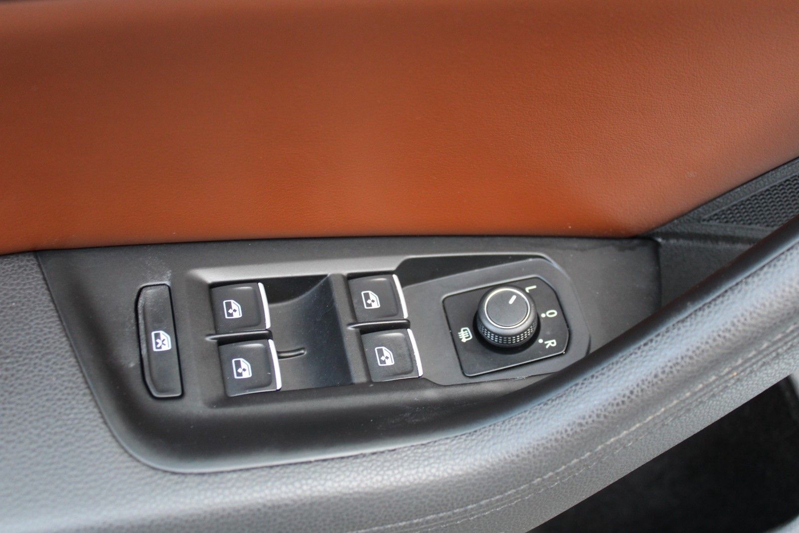Volkswagen Passat Variant 2.0 TDI DSG R-LINE AHK/STANDHEIZ. foto 20