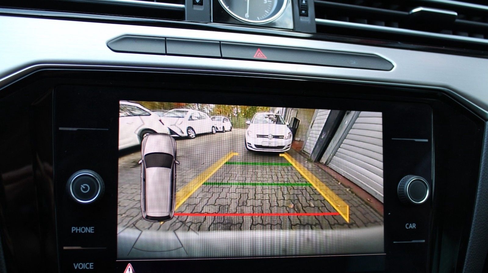 Volkswagen Passat Variant 2.0 TDI DSG R-LINE AHK/STANDHEIZ. foto 24