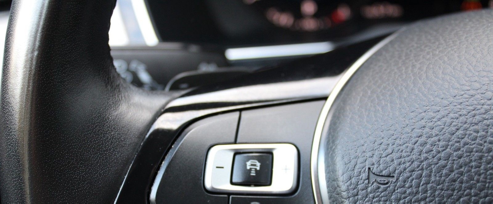 Volkswagen Passat Variant 2.0 TDI DSG R-LINE AHK/STANDHEIZ. foto 40