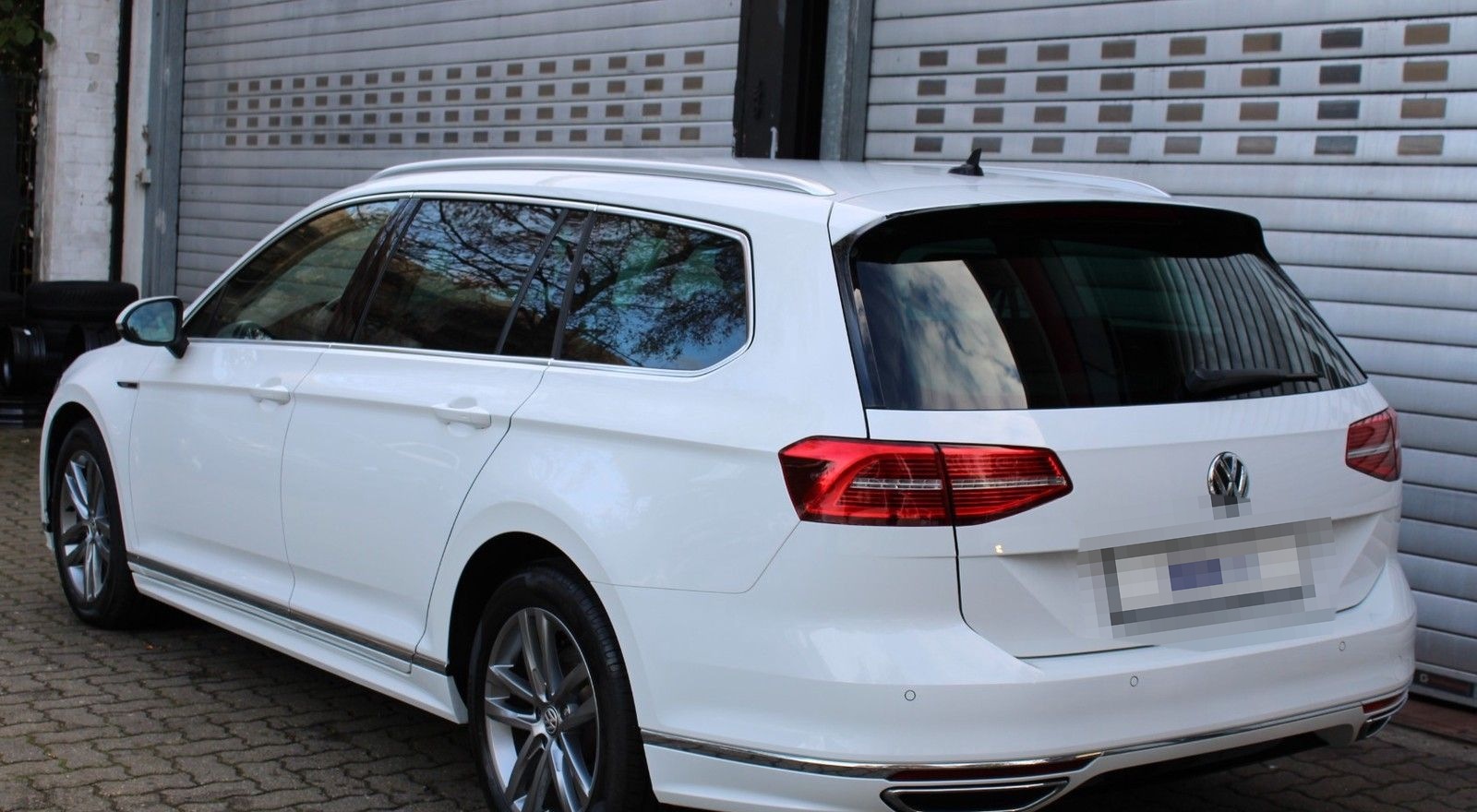 Volkswagen Passat Variant 2.0 TDI DSG R-LINE AHK/STANDHEIZ. foto 49