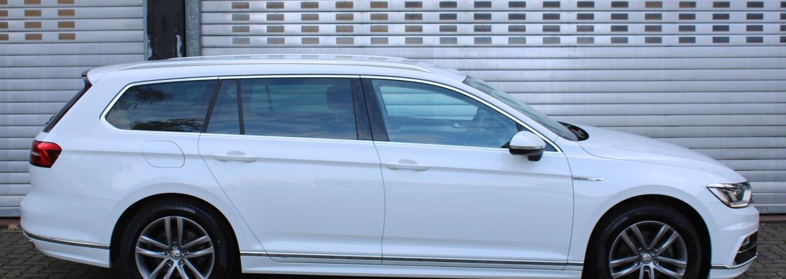 Volkswagen Passat Variant 2.0 TDI DSG R-LINE AHK/STANDHEIZ. foto 8