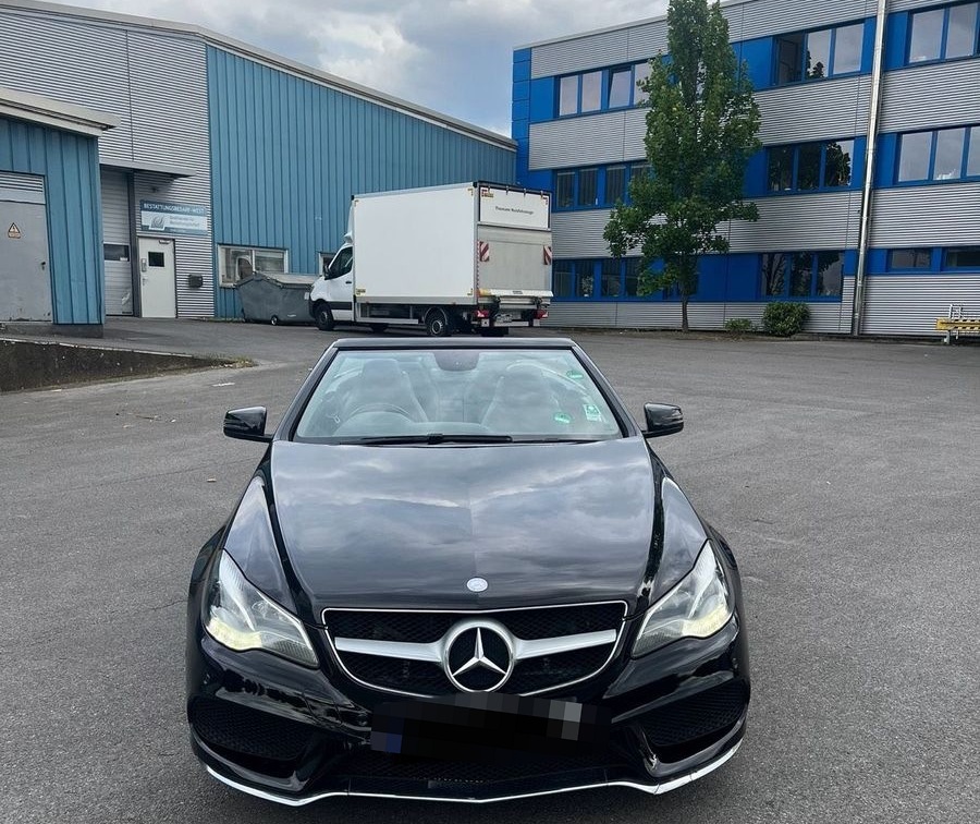 Mercedes-Benz Mercedes Benz E250 CDI Cabrio AMG-line JR2... foto 4