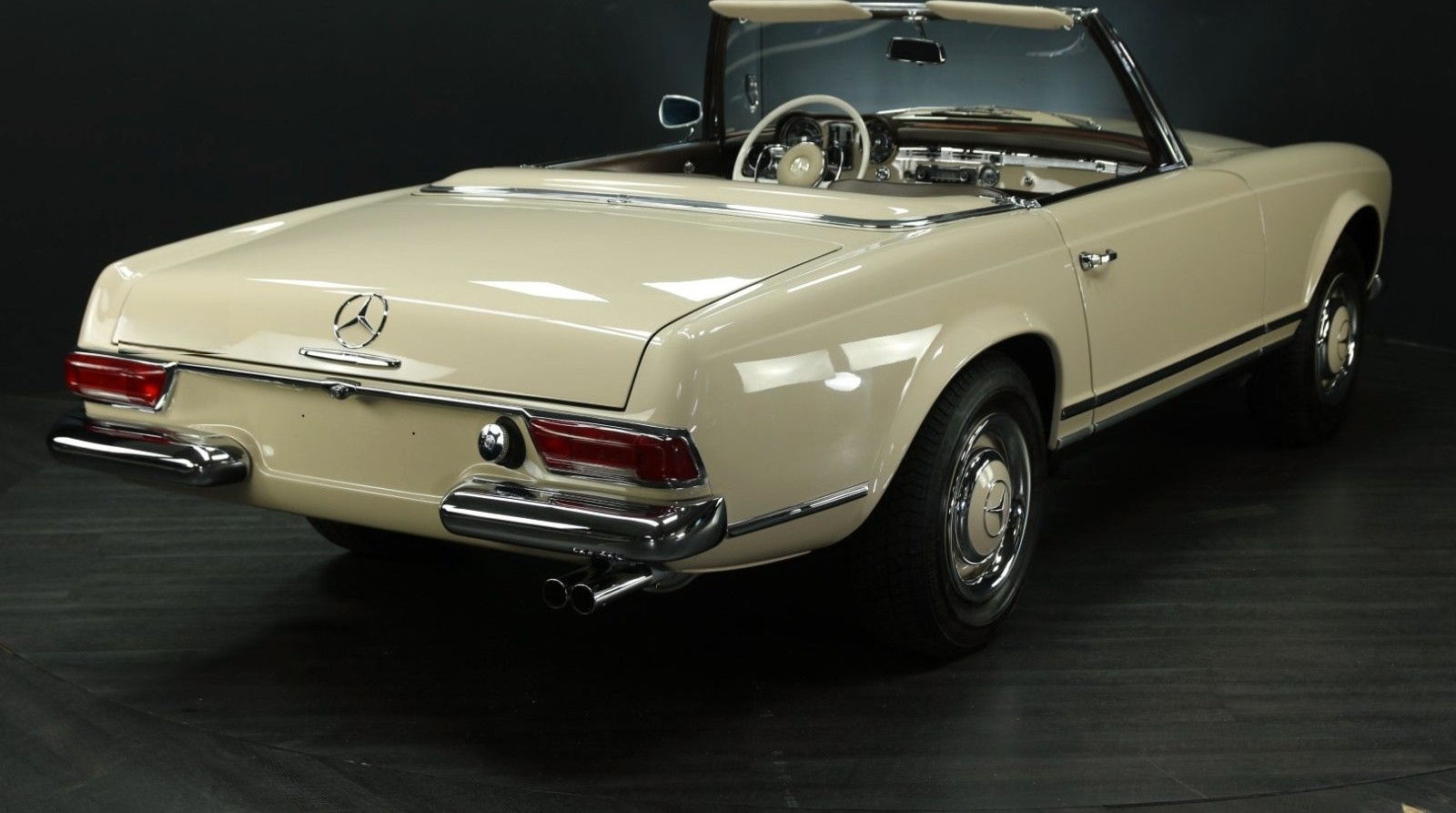 Mercedes-Benz 230 SL Pagode foto 2
