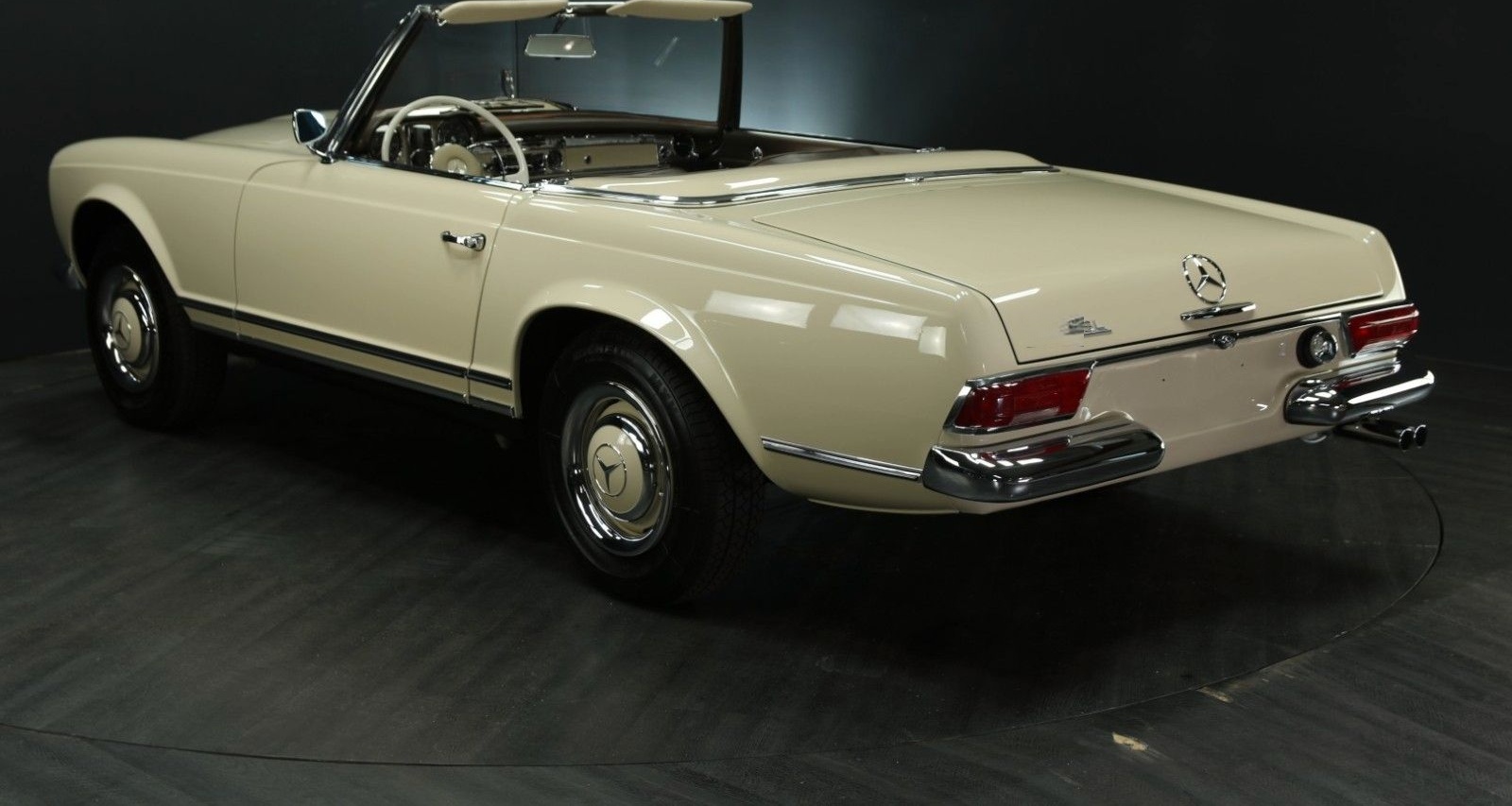 Mercedes-Benz 230 SL Pagode foto 5