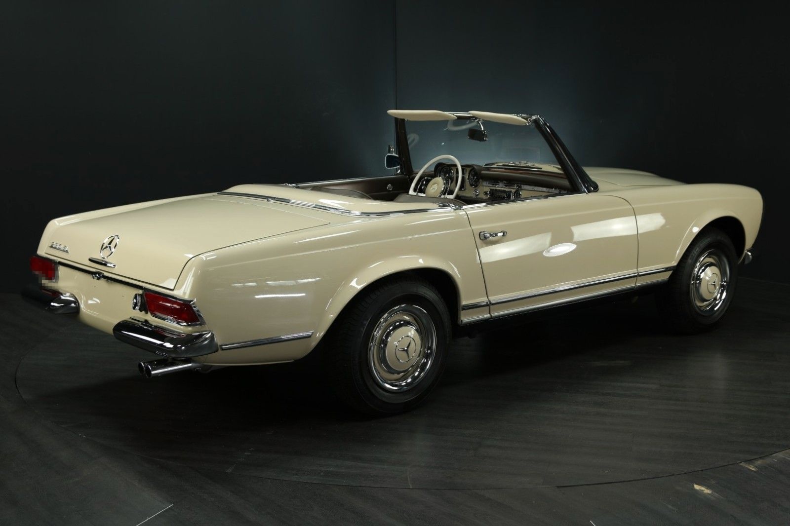 Mercedes-Benz 230 SL Pagode foto 7