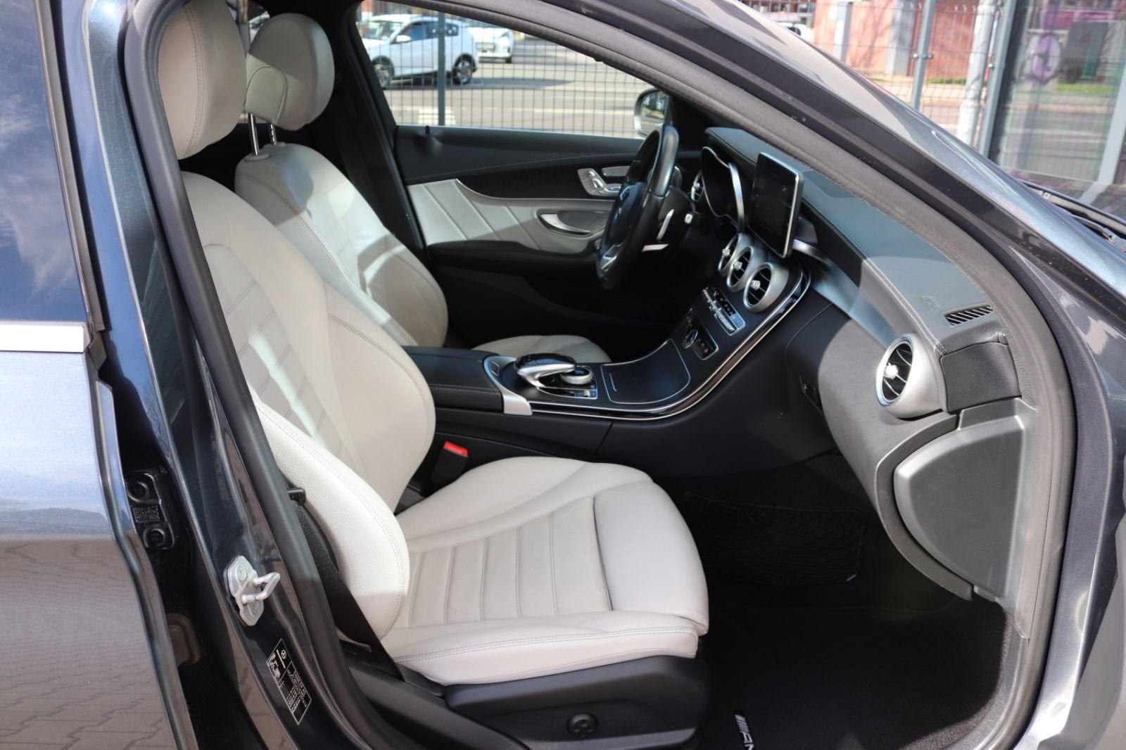 Mercedes-Benz C 250d T-Modell 4Matic AMG Pano HuD Leder foto 22