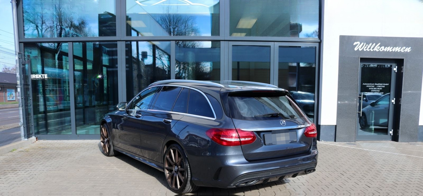 Mercedes-Benz C 250d T-Modell 4Matic AMG Pano HuD Leder foto 5