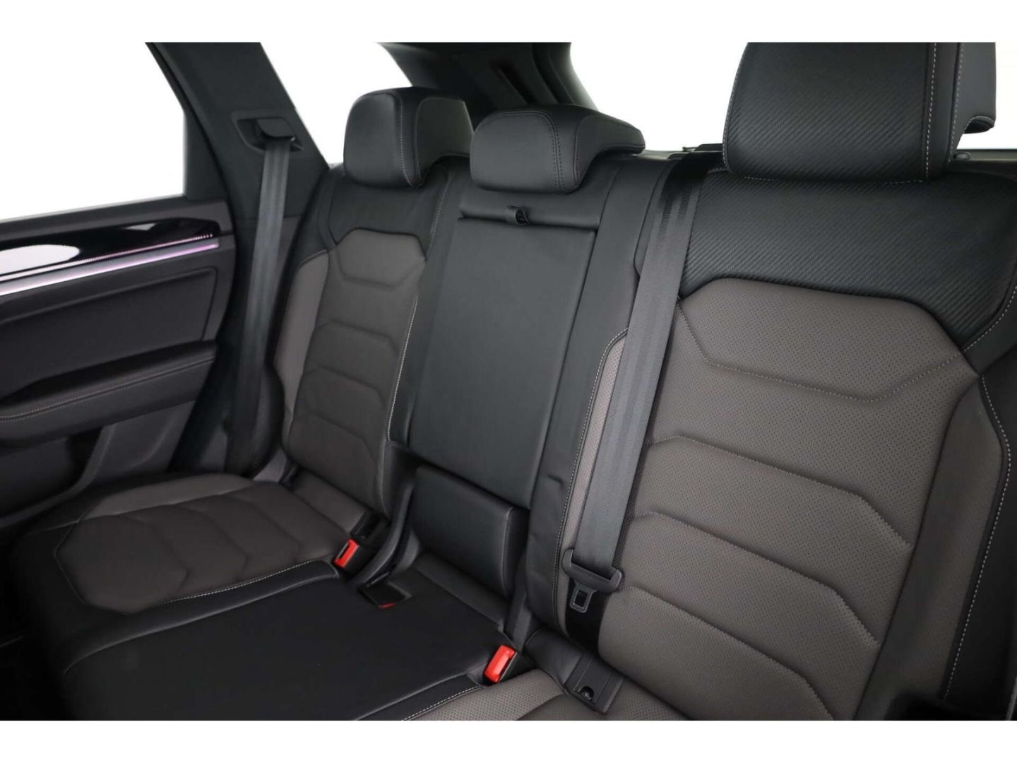 Volkswagen Touareg 3.0 TDI 4Mo. R-Line BlackStyle/Luft/PANO foto 11