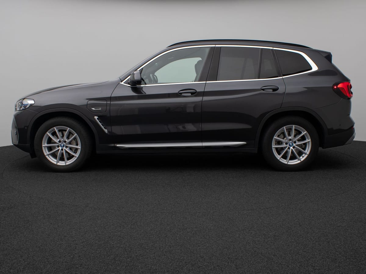 BMW X3 xD30e Panorama Laser 360°HUD DAB HiFi Sport foto 11