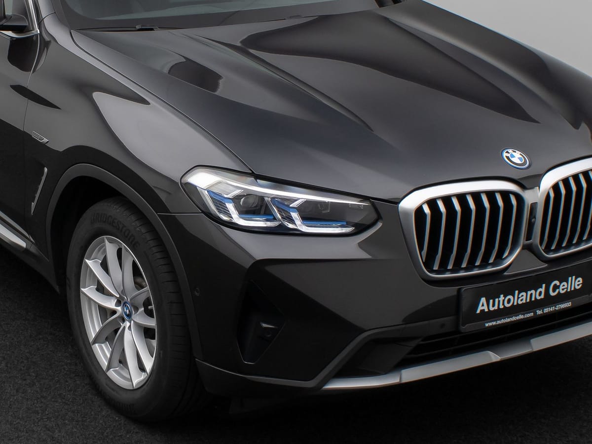 BMW X3 xD30e Panorama Laser 360°HUD DAB HiFi Sport foto 18