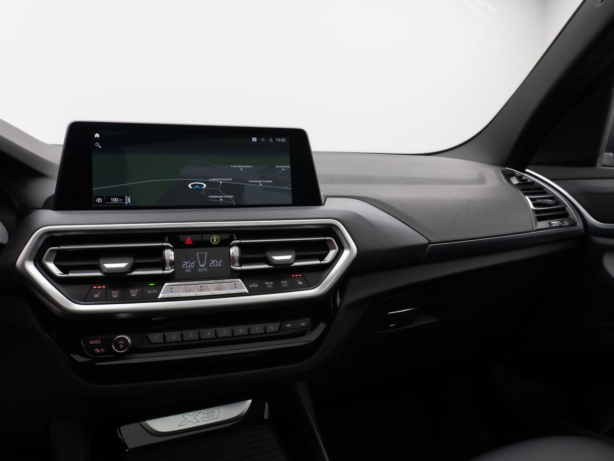 BMW X3 xD30e Panorama Laser 360°HUD DAB HiFi Sport foto 21