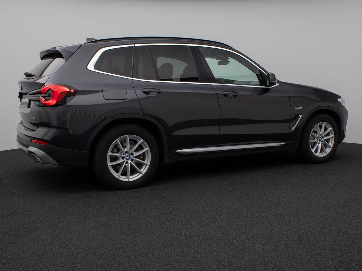 BMW X3 xD30e Panorama Laser 360°HUD DAB HiFi Sport foto 6