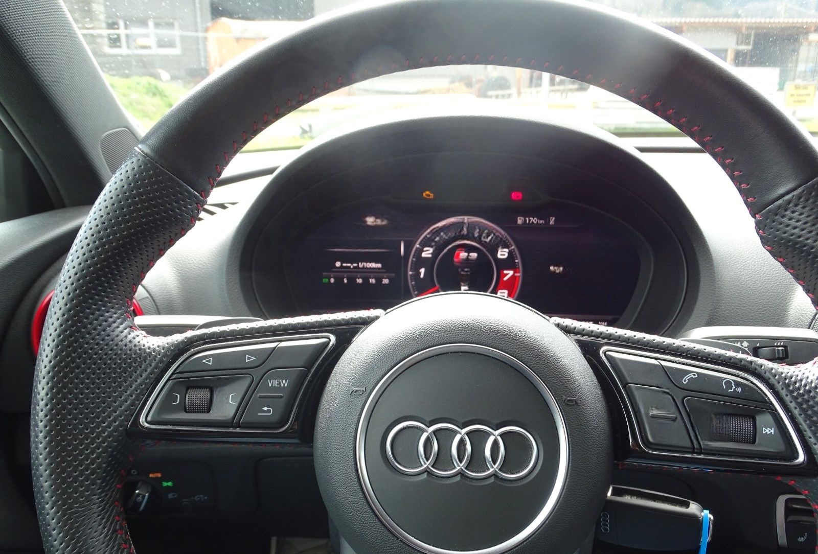 Audi S3 Sportback 2.0 TFSI quattro foto 9