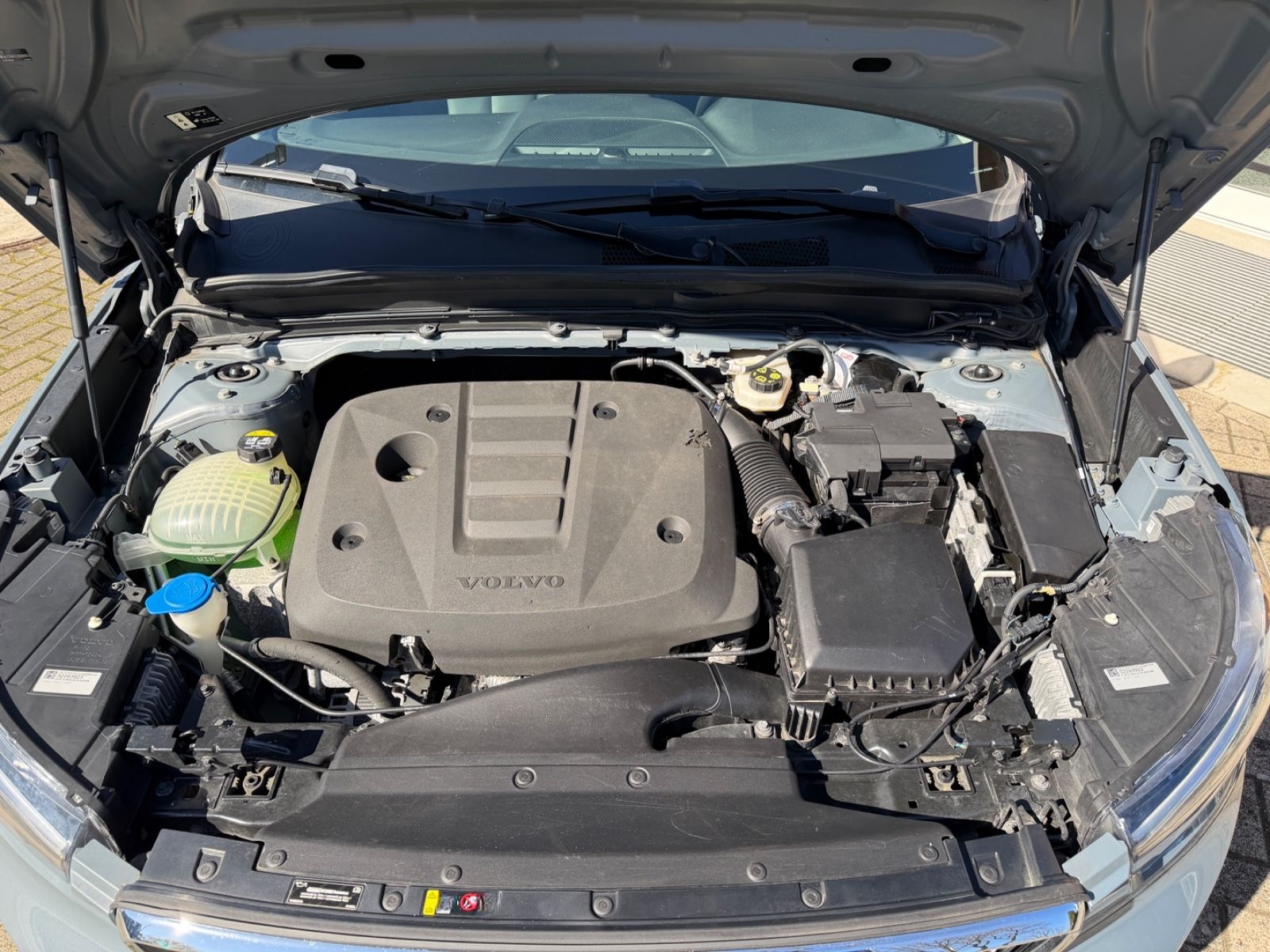 Volvo XC40 D4 AWD Momentum Pro #volvo #madebymerten foto 12