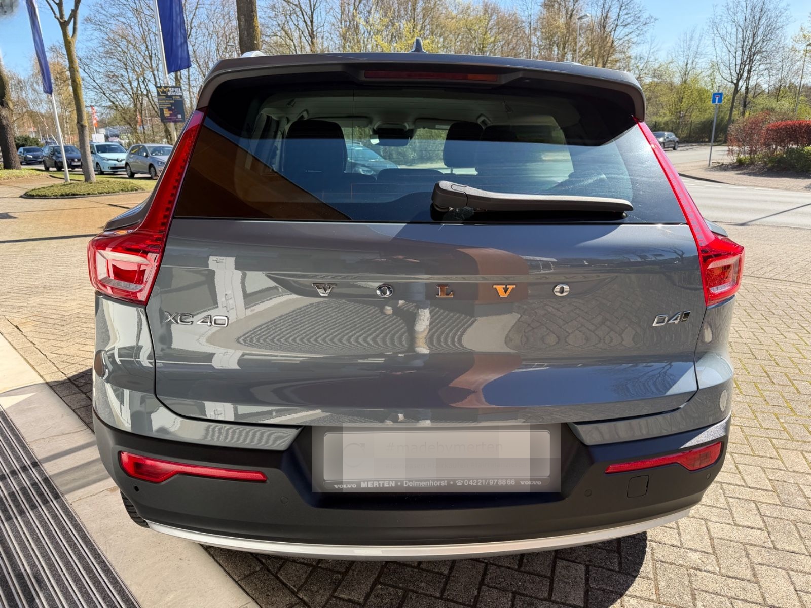 Volvo XC40 D4 AWD Momentum Pro #volvo #madebymerten foto 4