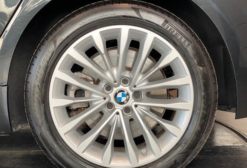 BMW 530d Limousine Luxury Memory Sthz Leder HUD ACC foto 8