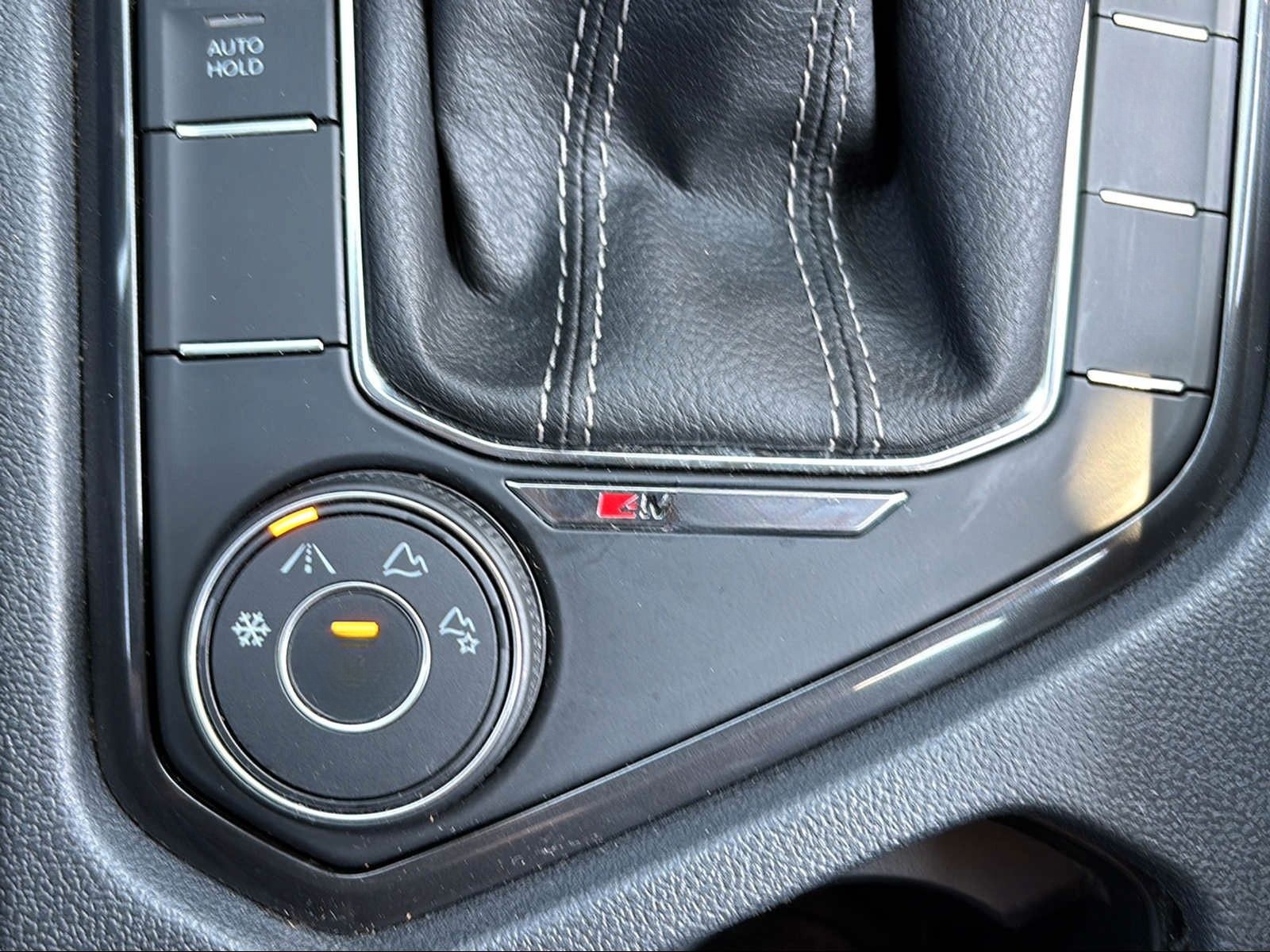 Volkswagen Tiguan R-Line | ACC | 7-Sitzer | Pano | Allrad foto 21