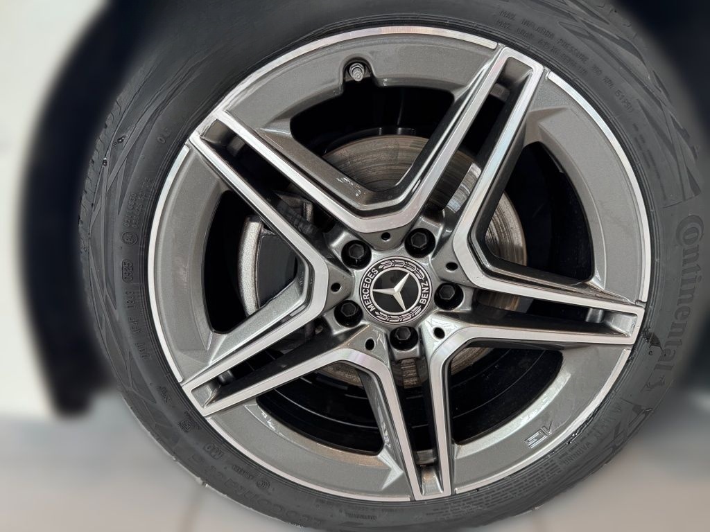 Mercedes-Benz A 200 d AMG, Pano-D, Kamera, Winter-P, CarPlay foto 16