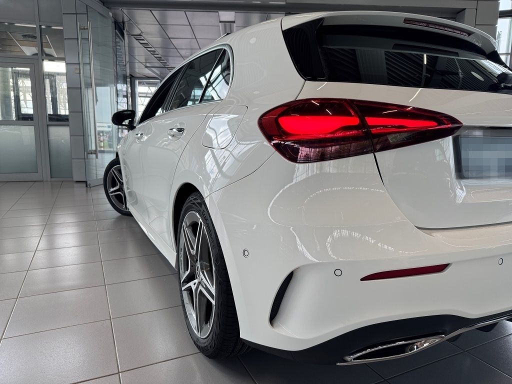 Mercedes-Benz A 200 d AMG, Pano-D, Kamera, Winter-P, CarPlay foto 19